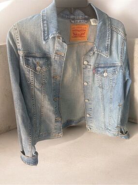 Levi's Light Blue Denim Jean Jacket